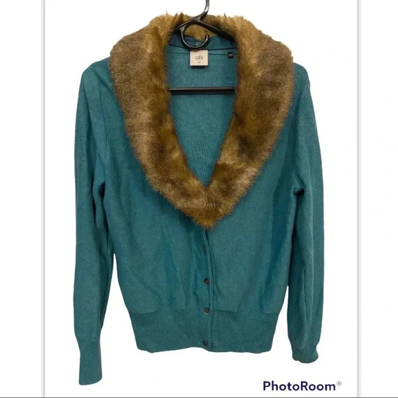 Cabi Tea Room Faux Fur Collar Cardigan - Picture 1 of 5